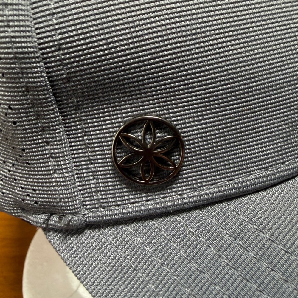 Gaiam Baseball Hat Unisex OS Grey Perforated Performance Adjustable Strapback - Picture 3 of 10